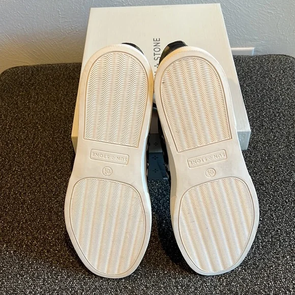 Men's Mesa Camo Print Patchwork Lace-Up High Top Sneakers. (New) - Picture 7 of 8